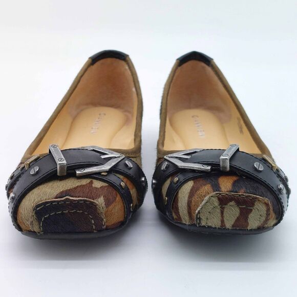 Gianni Bini Camo Haircalf Ballet Flats Women’s Sz 8M Leather Upper Buckle Studs - Picture 7 of 11